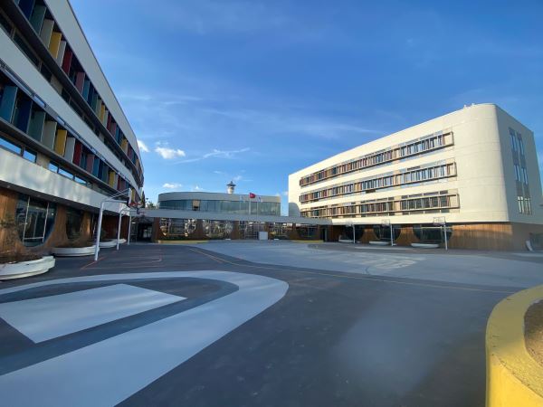 FMV ISIK OKULLARI FLORYA YERLESKESI PROJESI